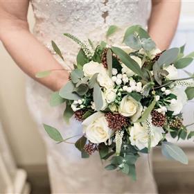 fwthumbbridal bouquet.jpg